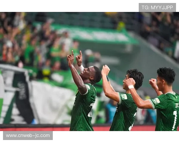 恩德里克训练场加练射门,帽子戏法后保持谦逊 恩德里克训练场加练射门,帽子戏法后保持谦逊