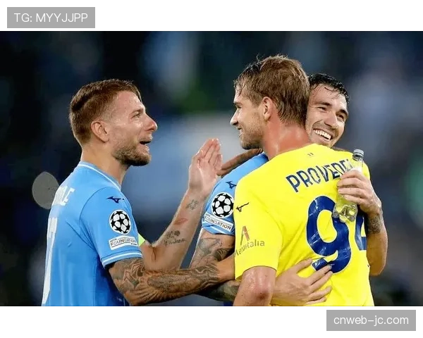 弗罗西诺内主场对阵莱切的比赛因暴雨天气推迟一小时举行